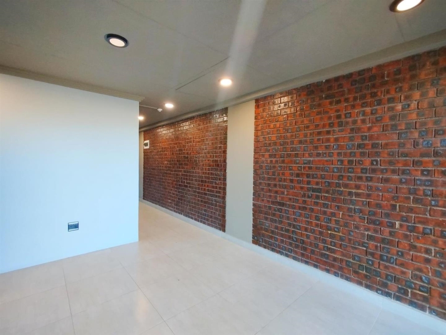2 Bedroom Property for Sale in Umhlanga KwaZulu-Natal