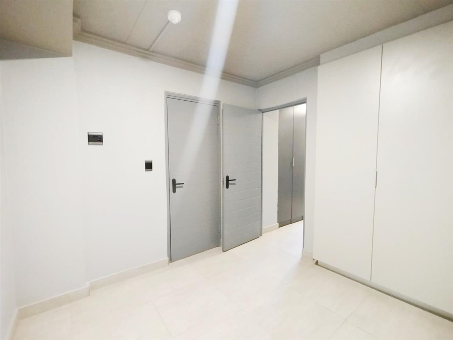 2 Bedroom Property for Sale in Umhlanga KwaZulu-Natal
