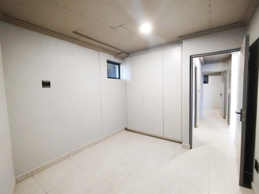 2 Bedroom Property for Sale in Umhlanga KwaZulu-Natal