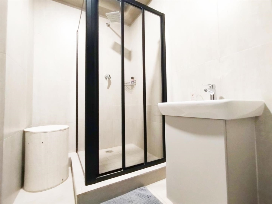 2 Bedroom Property for Sale in Umhlanga KwaZulu-Natal
