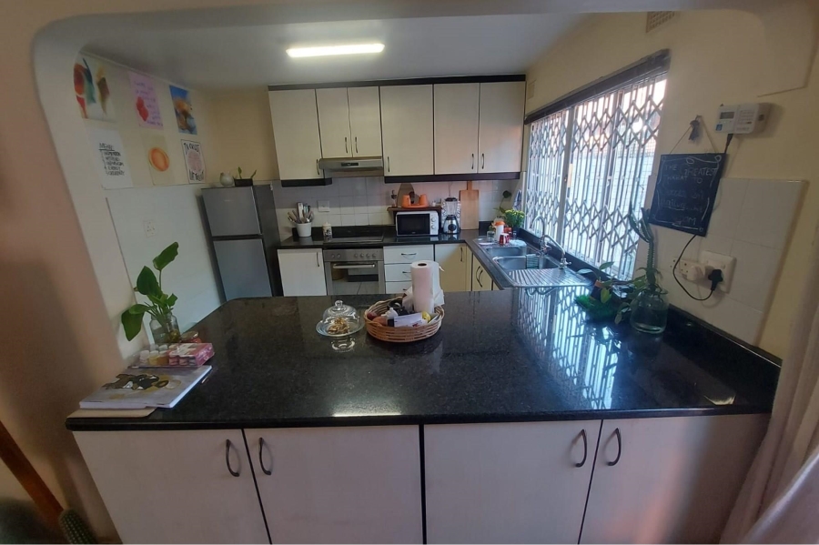 2 Bedroom Property for Sale in Glenwood KwaZulu-Natal