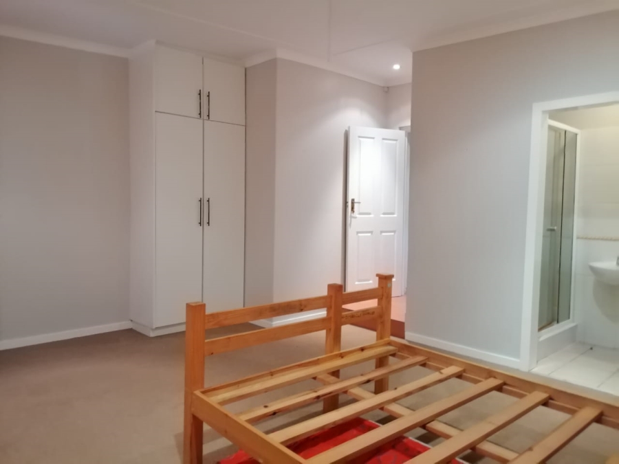 To Let 6 Bedroom Property for Rent in Glenwood KwaZulu-Natal