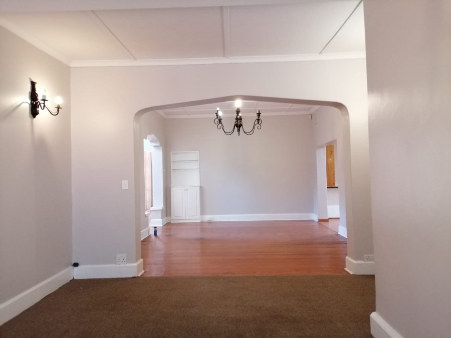 To Let 6 Bedroom Property for Rent in Glenwood KwaZulu-Natal