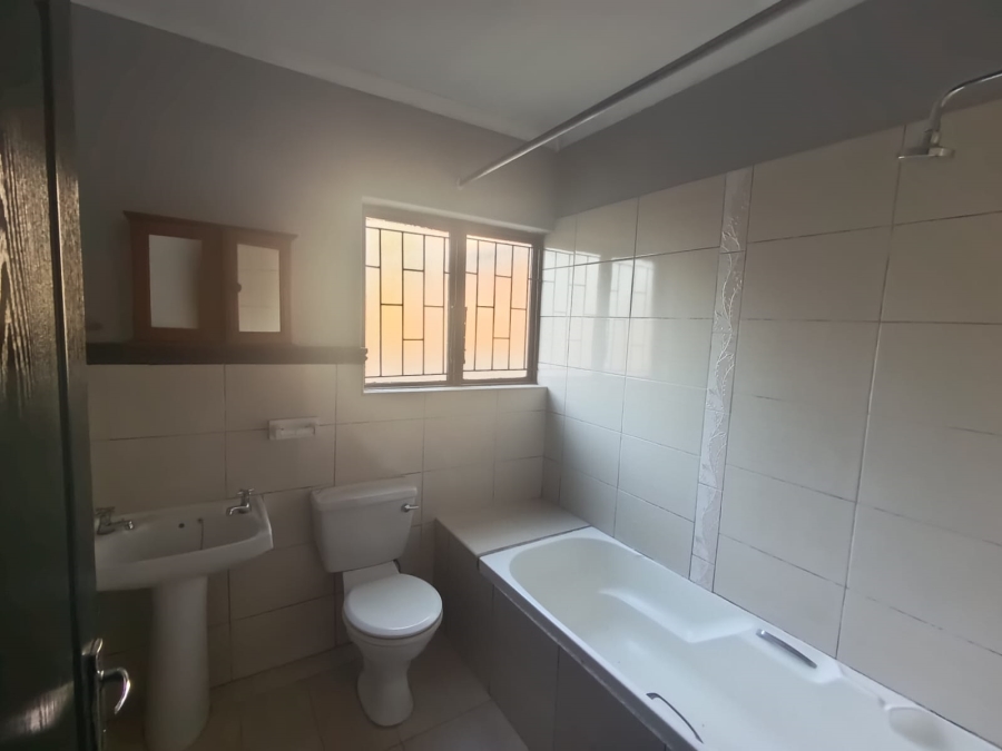 2 Bedroom Property for Sale in New Germany KwaZulu-Natal