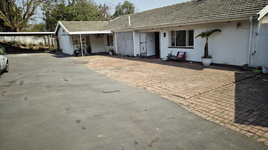 6 Bedroom Property for Sale in Westville Central KwaZulu-Natal