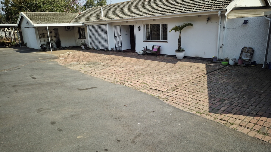 6 Bedroom Property for Sale in Westville Central KwaZulu-Natal