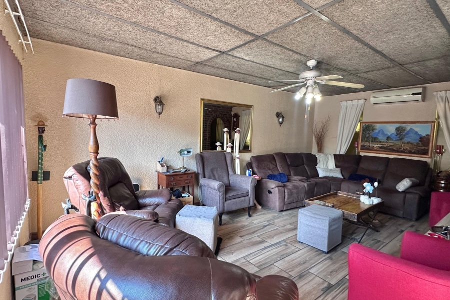 3 Bedroom Property for Sale in Huttenheights KwaZulu-Natal