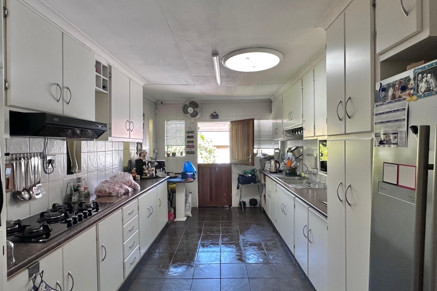 3 Bedroom Property for Sale in Huttenheights KwaZulu-Natal