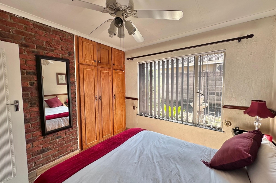 3 Bedroom Property for Sale in Huttenheights KwaZulu-Natal