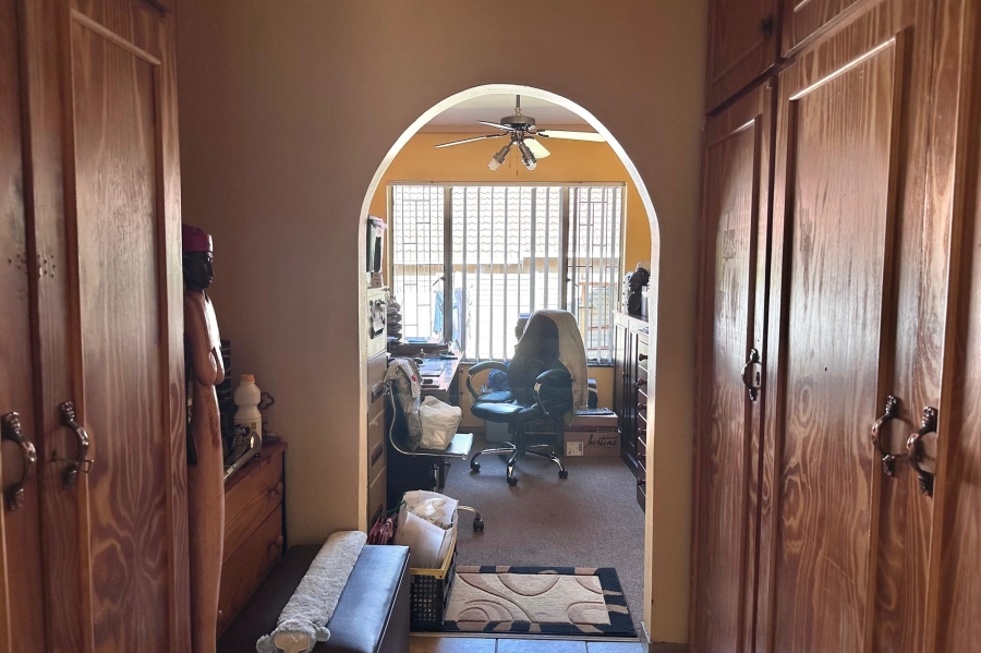 3 Bedroom Property for Sale in Huttenheights KwaZulu-Natal
