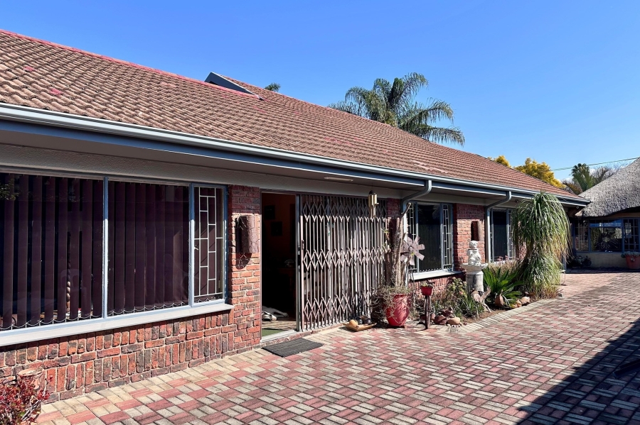 3 Bedroom Property for Sale in Huttenheights KwaZulu-Natal
