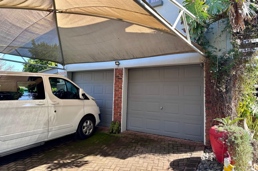 3 Bedroom Property for Sale in Huttenheights KwaZulu-Natal