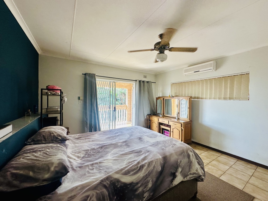 4 Bedroom Property for Sale in Meer En See KwaZulu-Natal