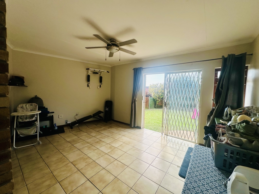 4 Bedroom Property for Sale in Meer En See KwaZulu-Natal