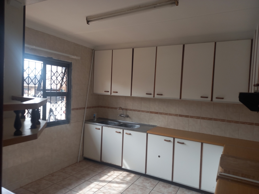 To Let 2 Bedroom Property for Rent in Isipingo Hills KwaZulu-Natal