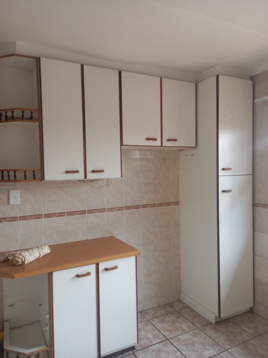 To Let 2 Bedroom Property for Rent in Isipingo Hills KwaZulu-Natal