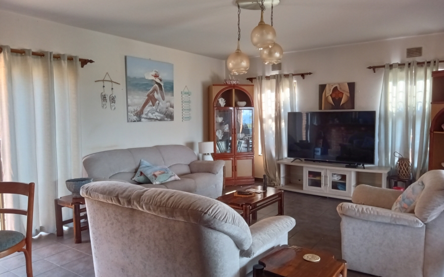 9 Bedroom Property for Sale in Glenmore KwaZulu-Natal