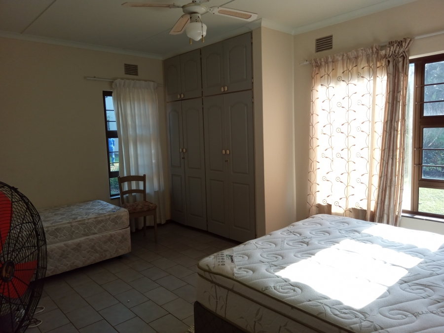 9 Bedroom Property for Sale in Glenmore KwaZulu-Natal