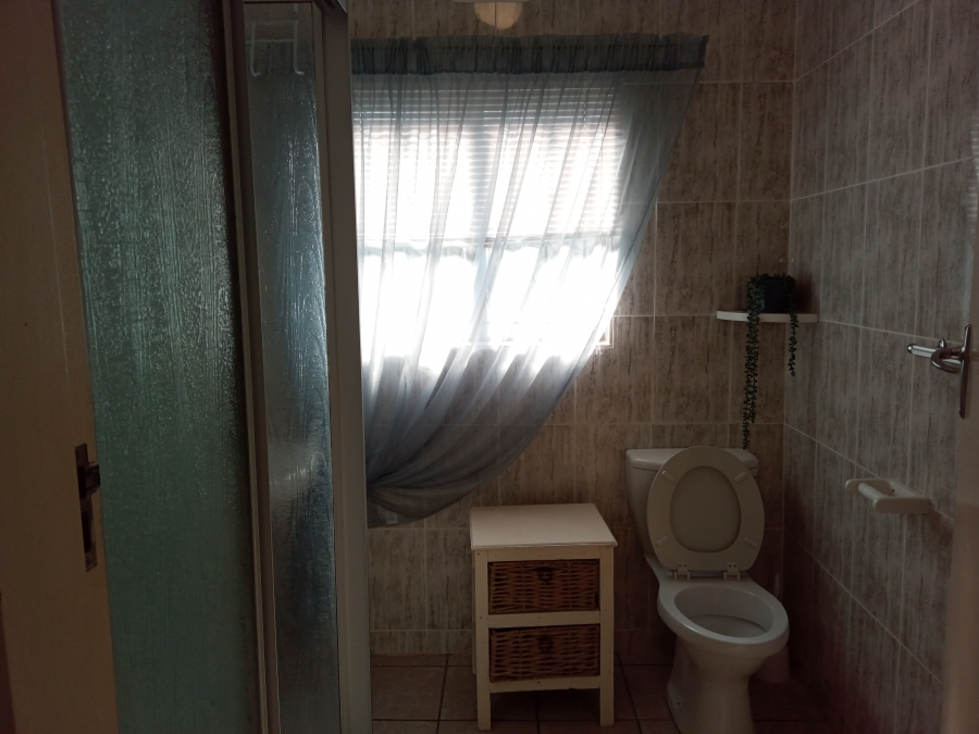 9 Bedroom Property for Sale in Glenmore KwaZulu-Natal