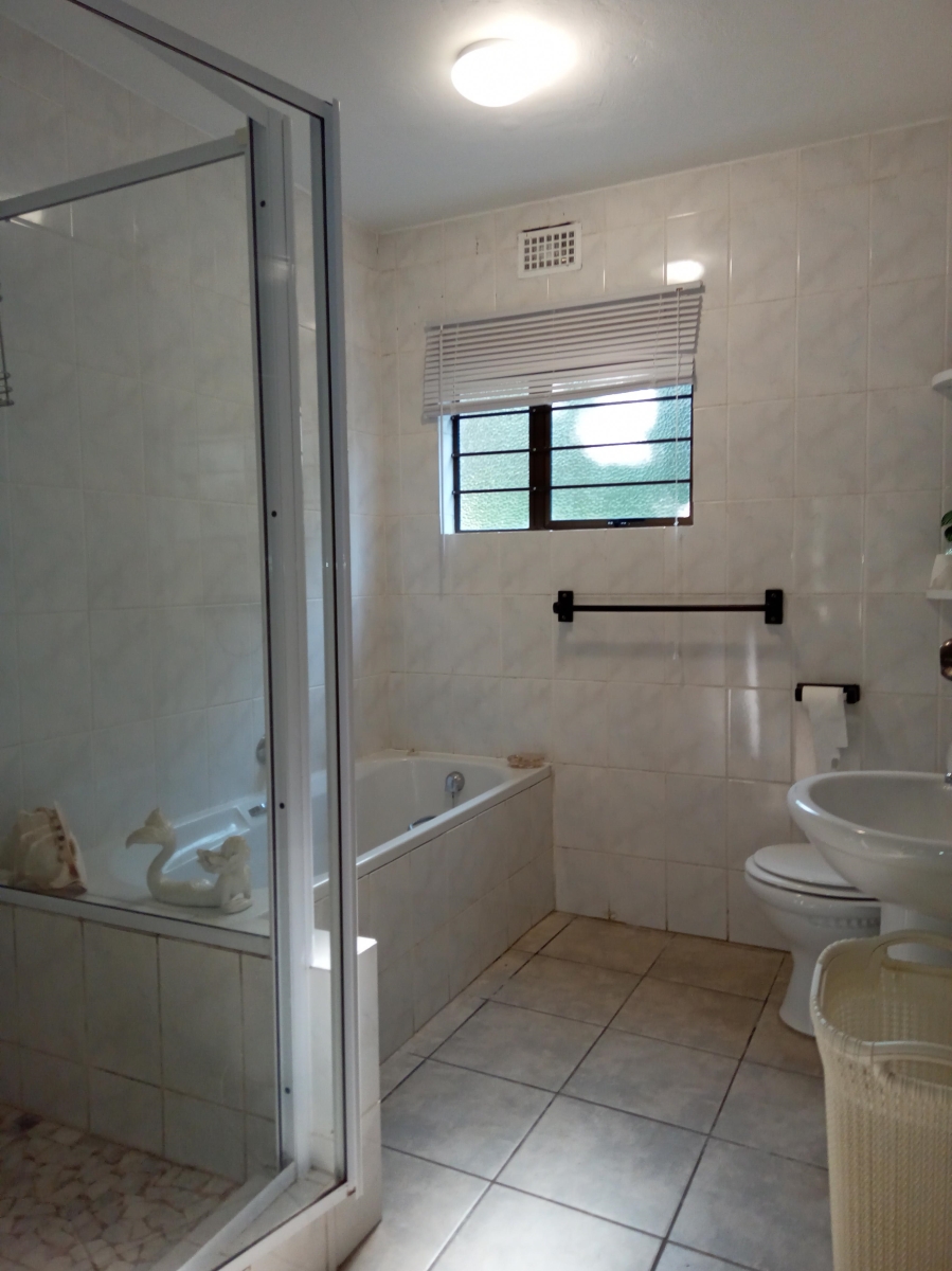 9 Bedroom Property for Sale in Glenmore KwaZulu-Natal