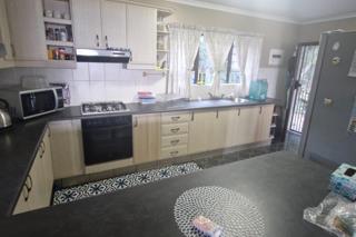 9 Bedroom Property for Sale in Glenmore KwaZulu-Natal
