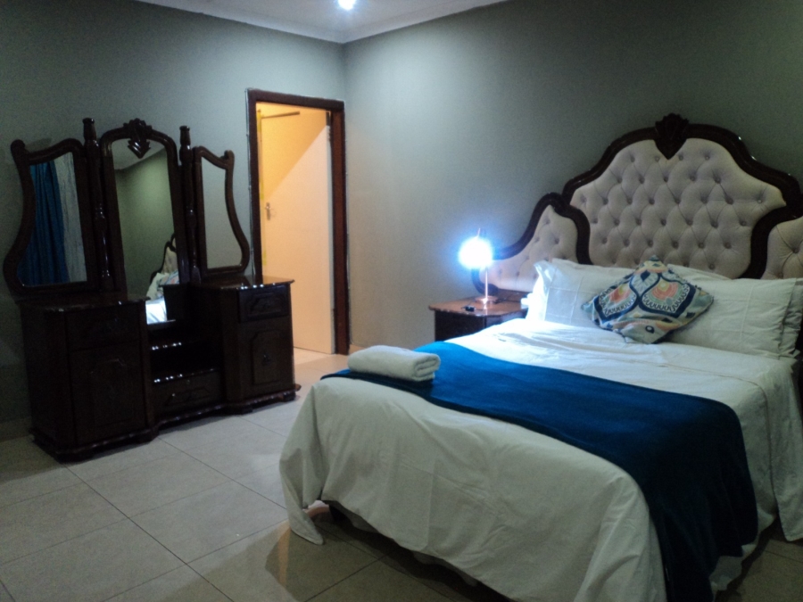 To Let 4 Bedroom Property for Rent in Bluff KwaZulu-Natal