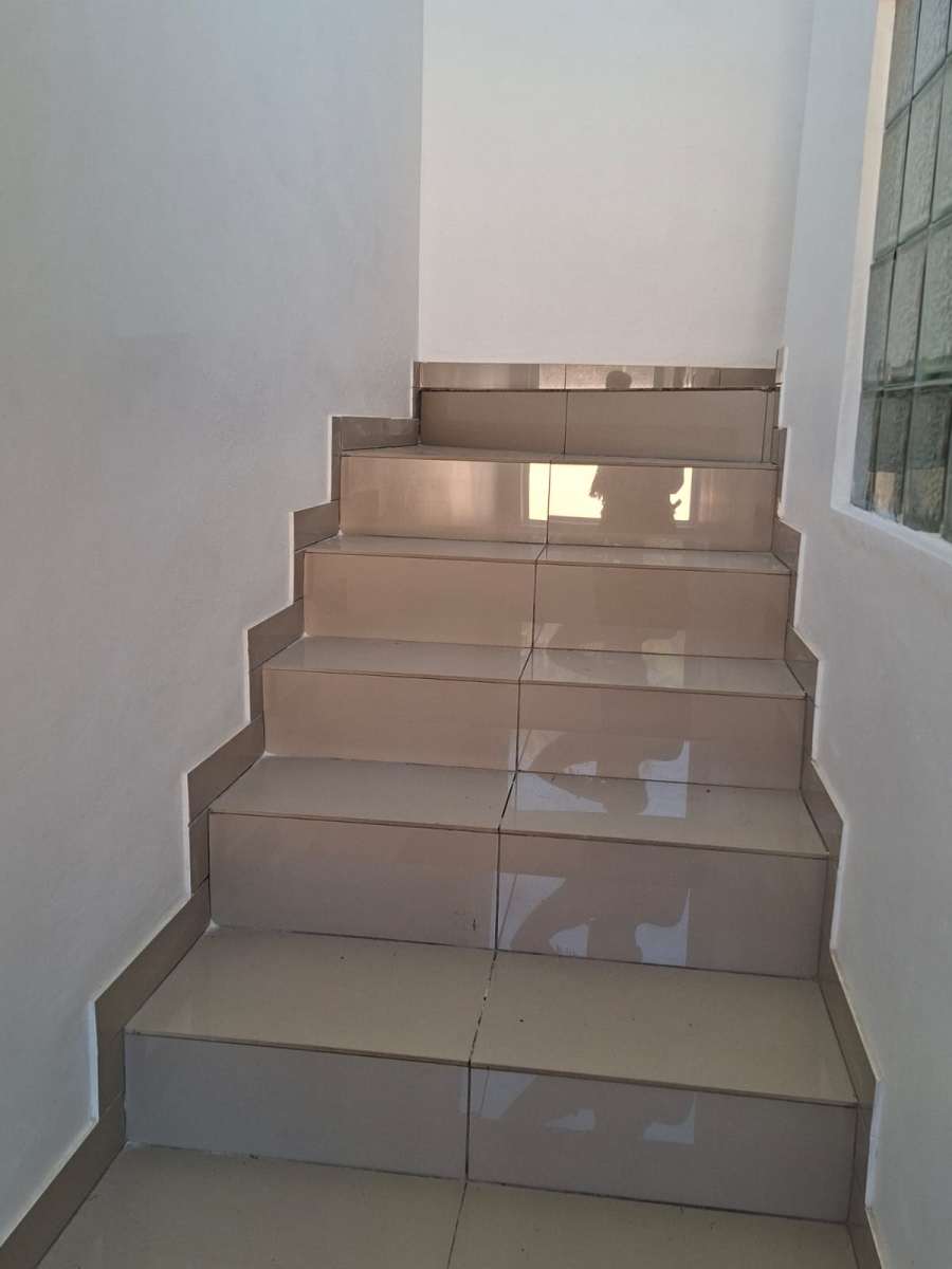 6 Bedroom Property for Sale in St Michaels On Sea KwaZulu-Natal