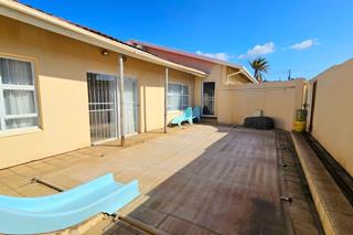 8 Bedroom Property for Sale in St Michaels On Sea KwaZulu-Natal