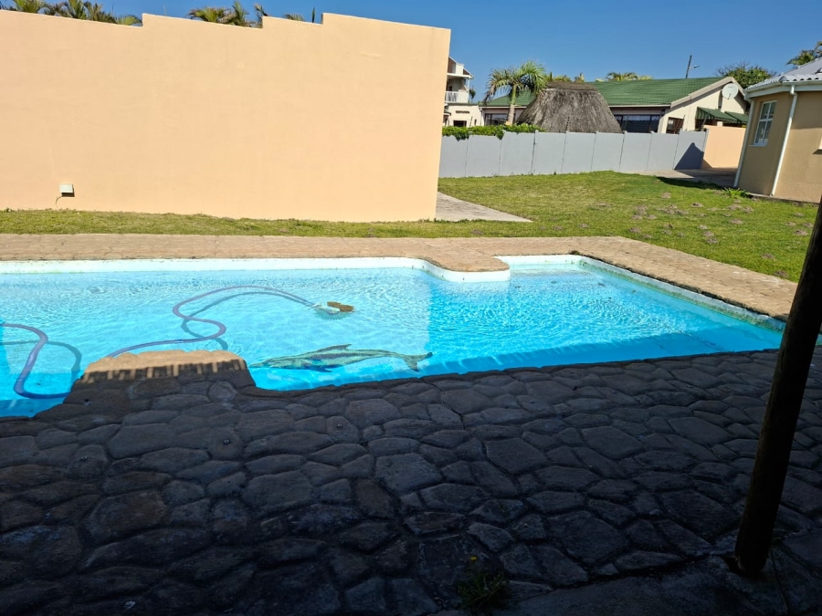 8 Bedroom Property for Sale in St Michaels On Sea KwaZulu-Natal