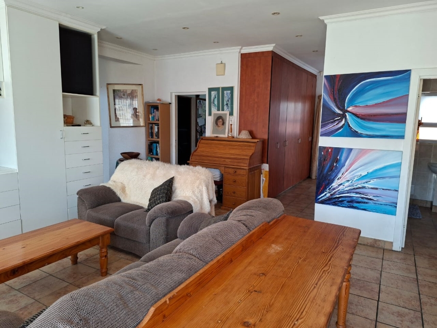 8 Bedroom Property for Sale in St Michaels On Sea KwaZulu-Natal