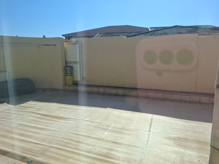 8 Bedroom Property for Sale in St Michaels On Sea KwaZulu-Natal