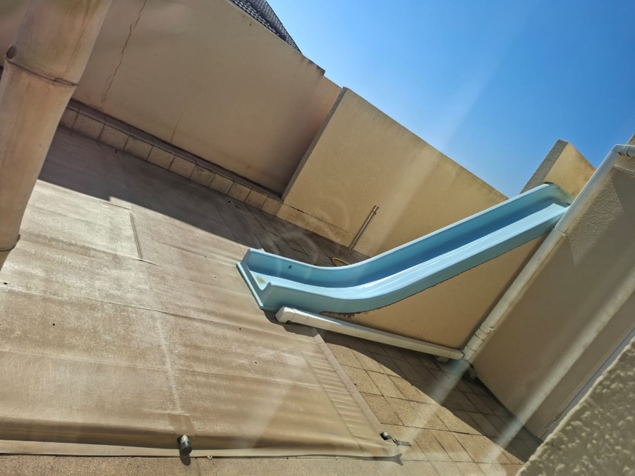 8 Bedroom Property for Sale in St Michaels On Sea KwaZulu-Natal