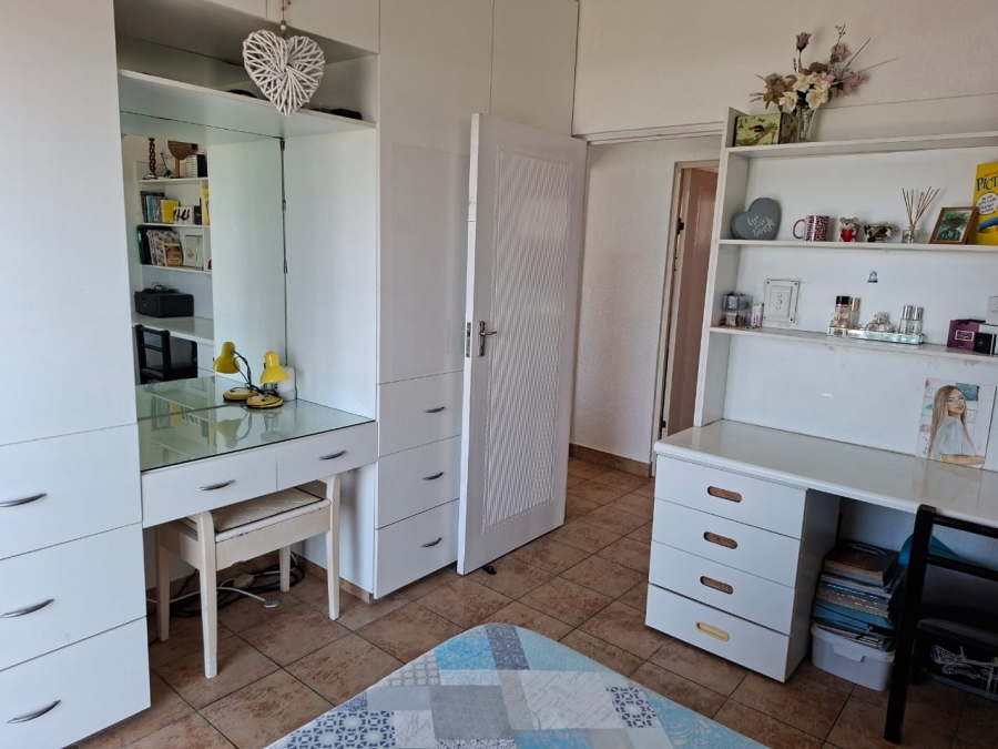 8 Bedroom Property for Sale in St Michaels On Sea KwaZulu-Natal