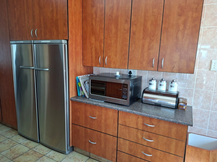 8 Bedroom Property for Sale in St Michaels On Sea KwaZulu-Natal