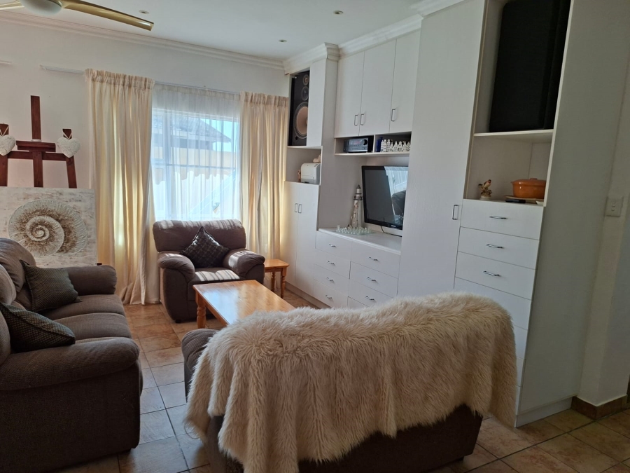 8 Bedroom Property for Sale in St Michaels On Sea KwaZulu-Natal