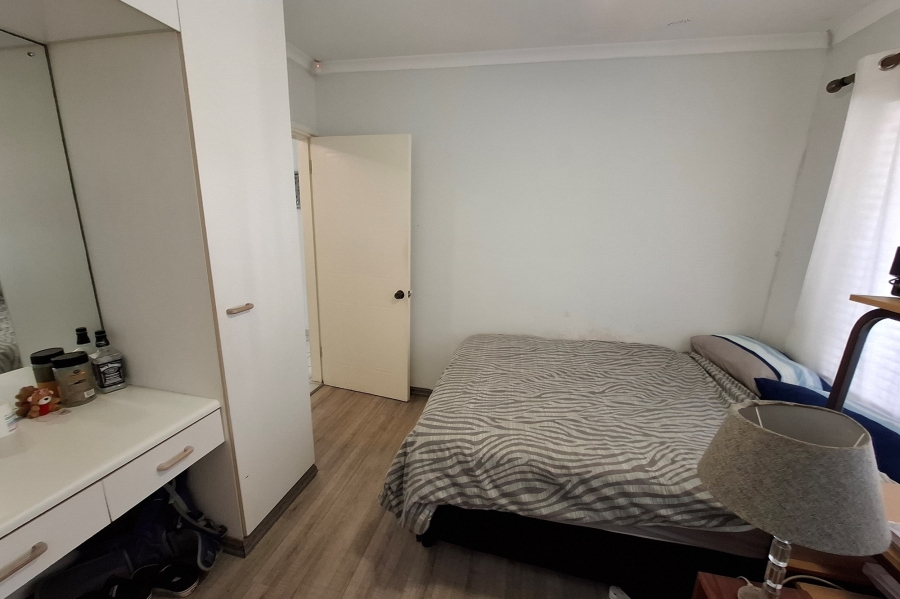 2 Bedroom Property for Sale in Uvongo KwaZulu-Natal