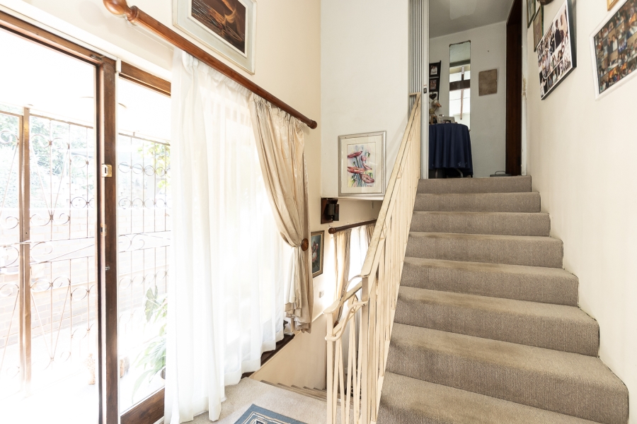 4 Bedroom Property for Sale in Amanzimtoti KwaZulu-Natal