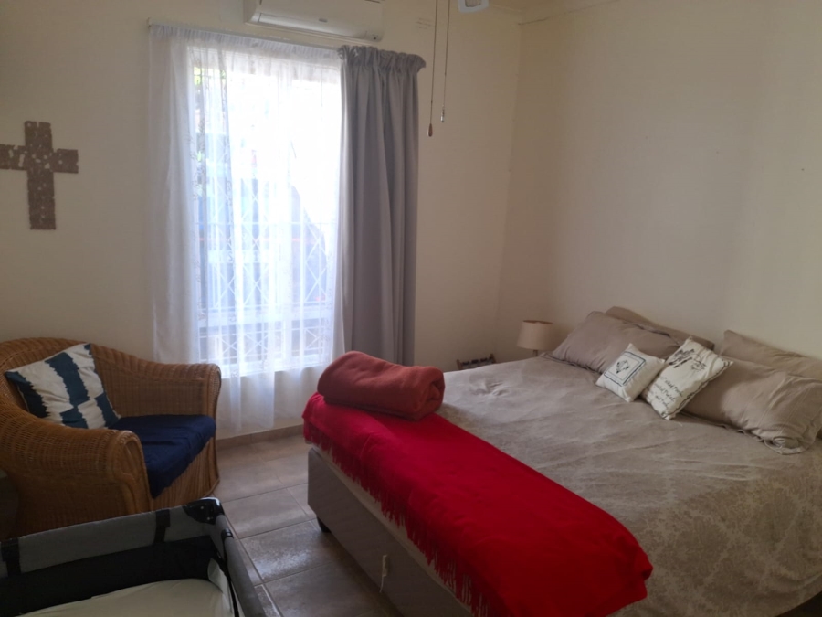 3 Bedroom Property for Sale in St Michaels On Sea KwaZulu-Natal