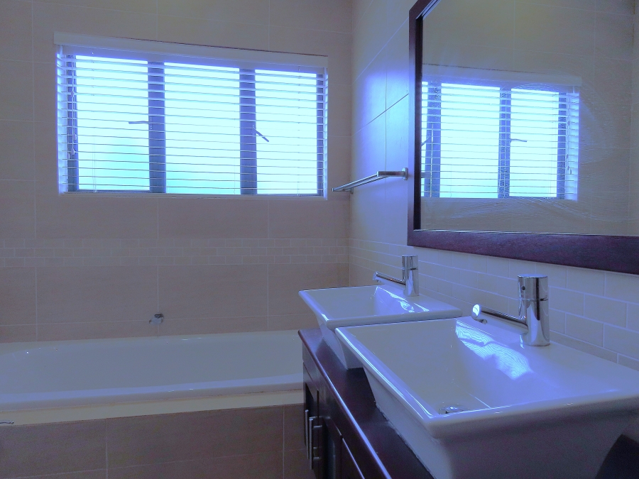 4 Bedroom Property for Sale in Shakas Rock KwaZulu-Natal