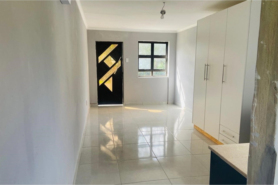 To Let 1 Bedroom Property for Rent in Athlone Park KwaZulu-Natal