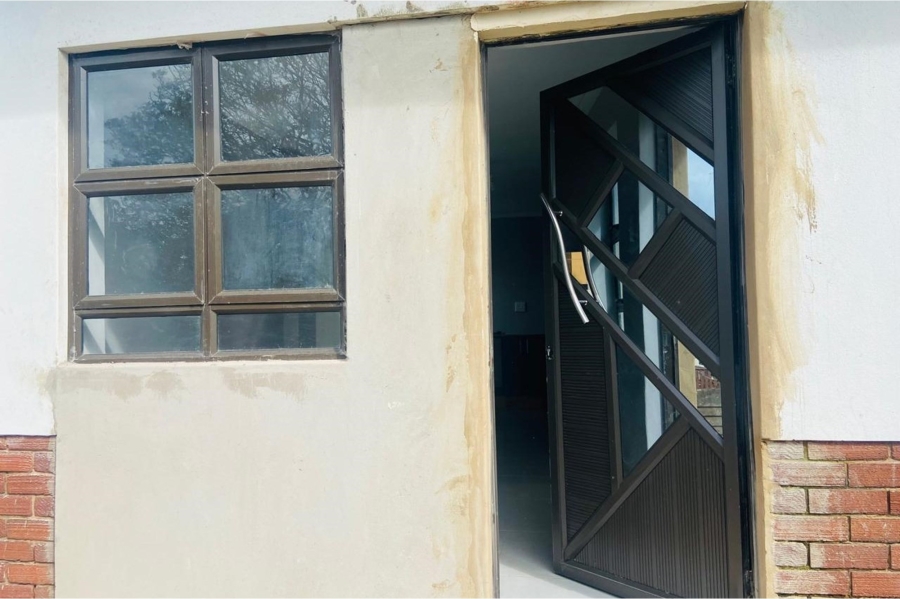 To Let 1 Bedroom Property for Rent in Athlone Park KwaZulu-Natal