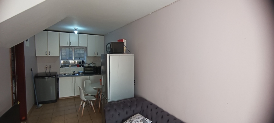 To Let 1 Bedroom Property for Rent in Bluff KwaZulu-Natal