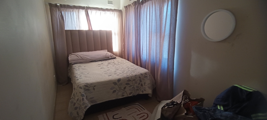 To Let 1 Bedroom Property for Rent in Bluff KwaZulu-Natal