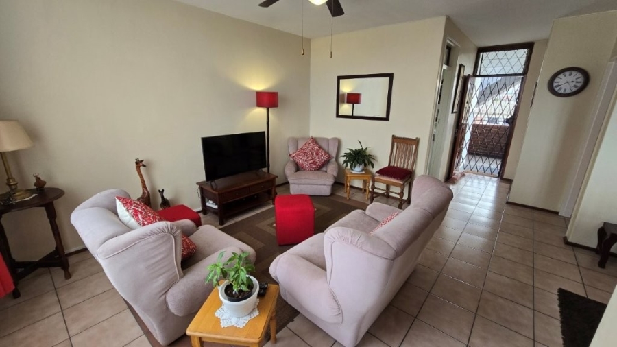 2 Bedroom Property for Sale in Pinetown KwaZulu-Natal