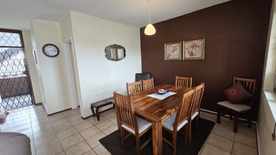 2 Bedroom Property for Sale in Pinetown KwaZulu-Natal