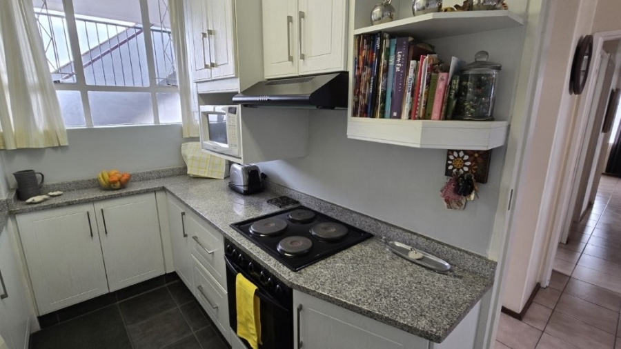 2 Bedroom Property for Sale in Pinetown KwaZulu-Natal
