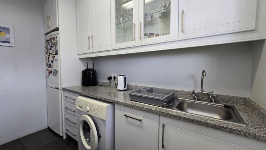 2 Bedroom Property for Sale in Pinetown KwaZulu-Natal