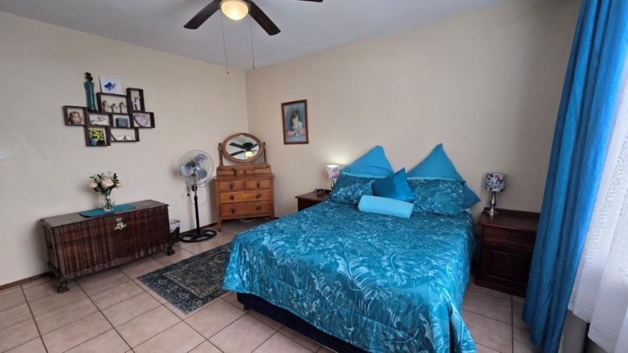 2 Bedroom Property for Sale in Pinetown KwaZulu-Natal