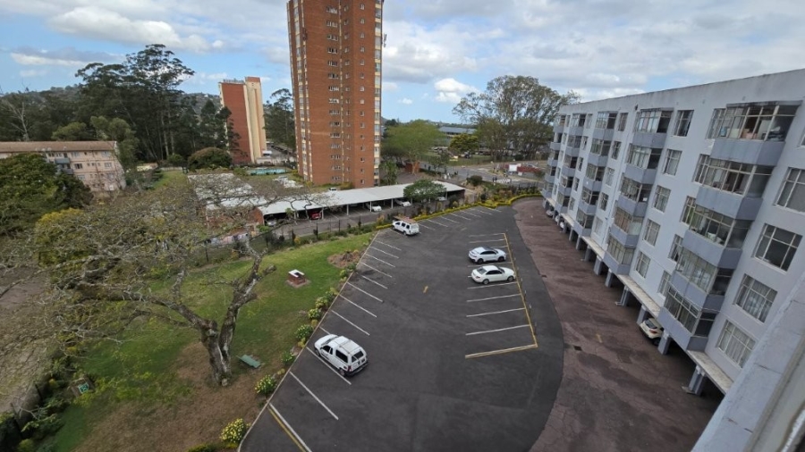 2 Bedroom Property for Sale in Pinetown KwaZulu-Natal