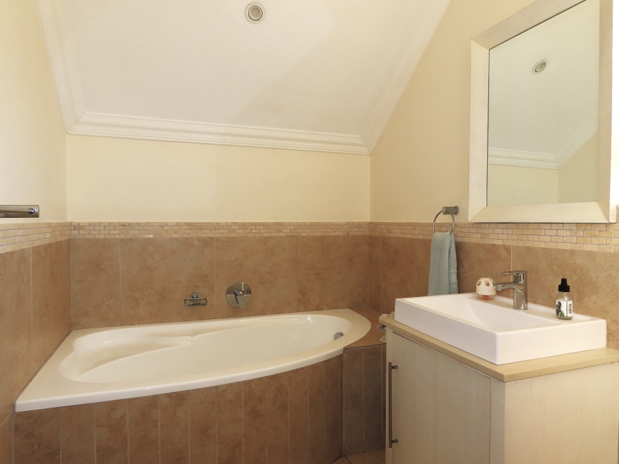 4 Bedroom Property for Sale in Shakas Rock KwaZulu-Natal